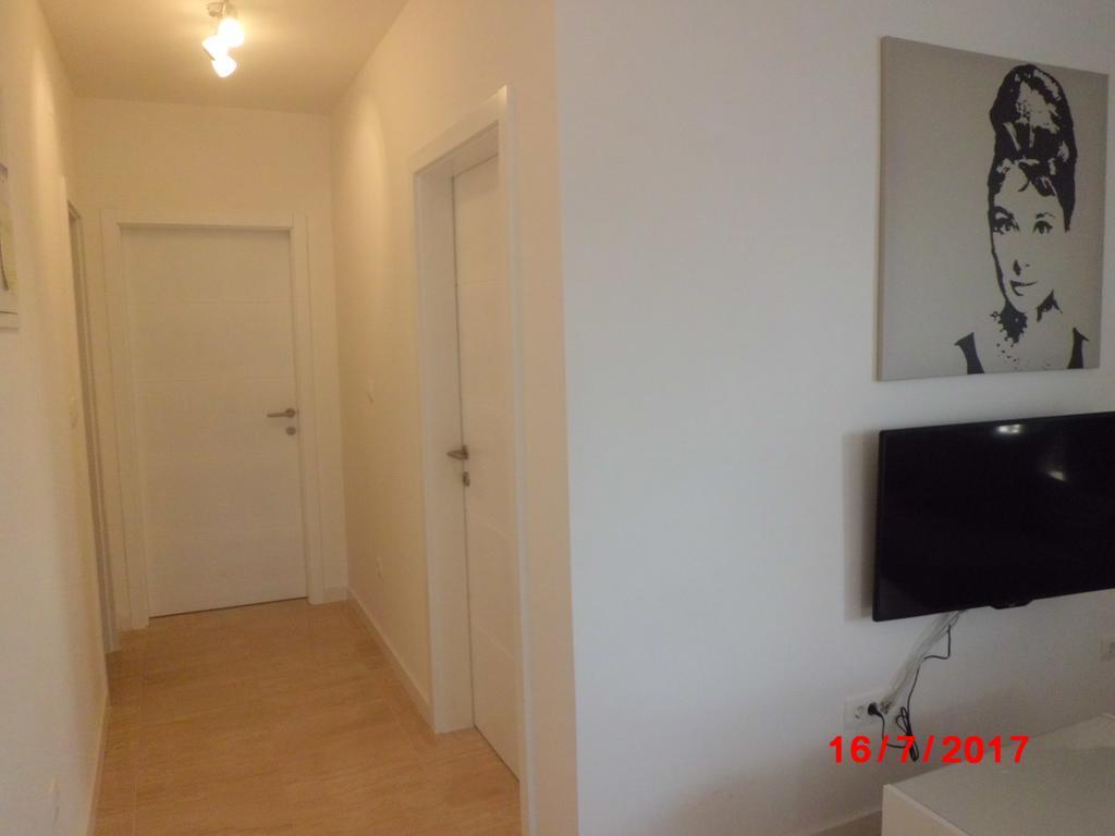 מאקרסקה Apartments Viskovic מראה חיצוני תמונה