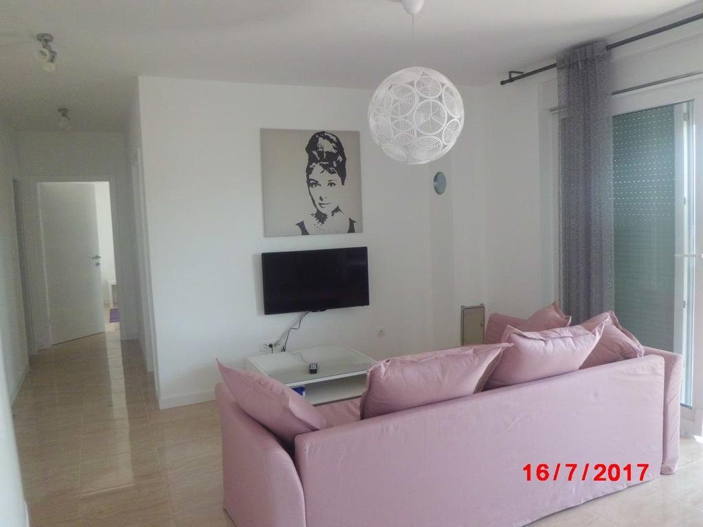 מאקרסקה Apartments Viskovic מראה חיצוני תמונה