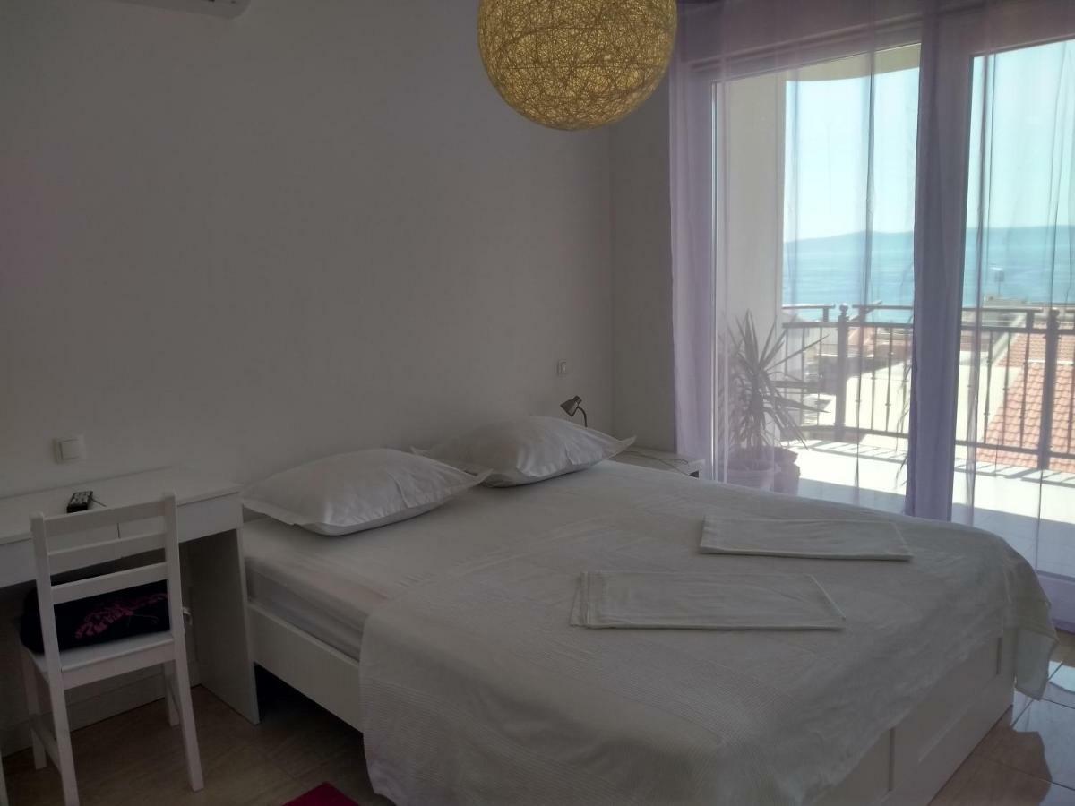 מאקרסקה Apartments Viskovic מראה חיצוני תמונה