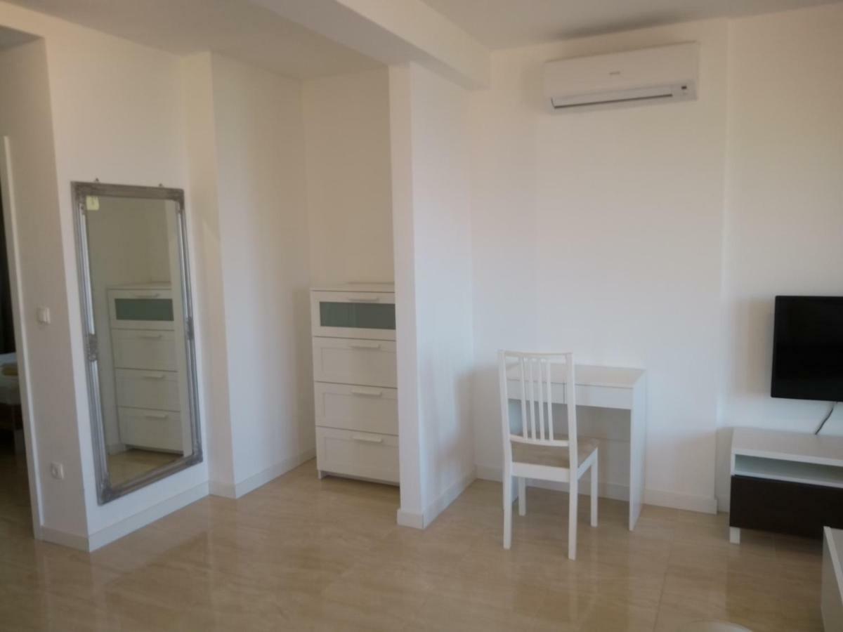 מאקרסקה Apartments Viskovic מראה חיצוני תמונה